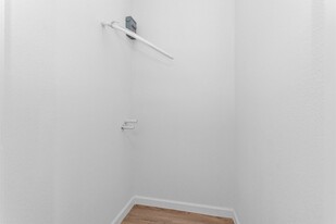 16016 Green Manor Dr in Humble, TX - Building Photo