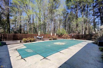 240 Browns Hill Ct in Tyrone, GA - Building Photo - Building Photo