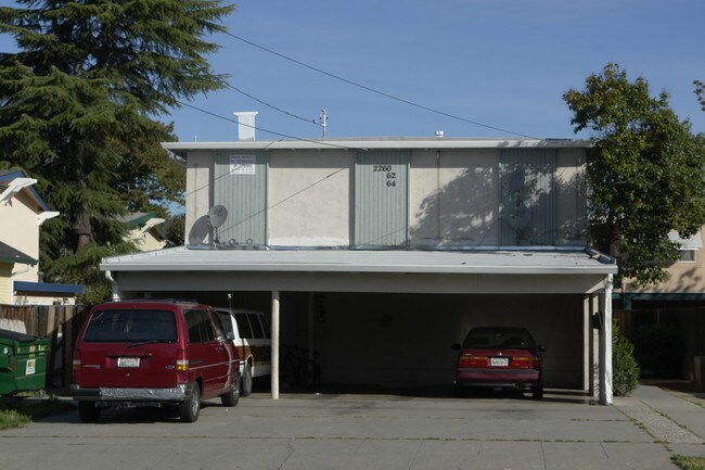 2260-2264 Chestnut St in Livermore, CA - Building Photo - Building Photo