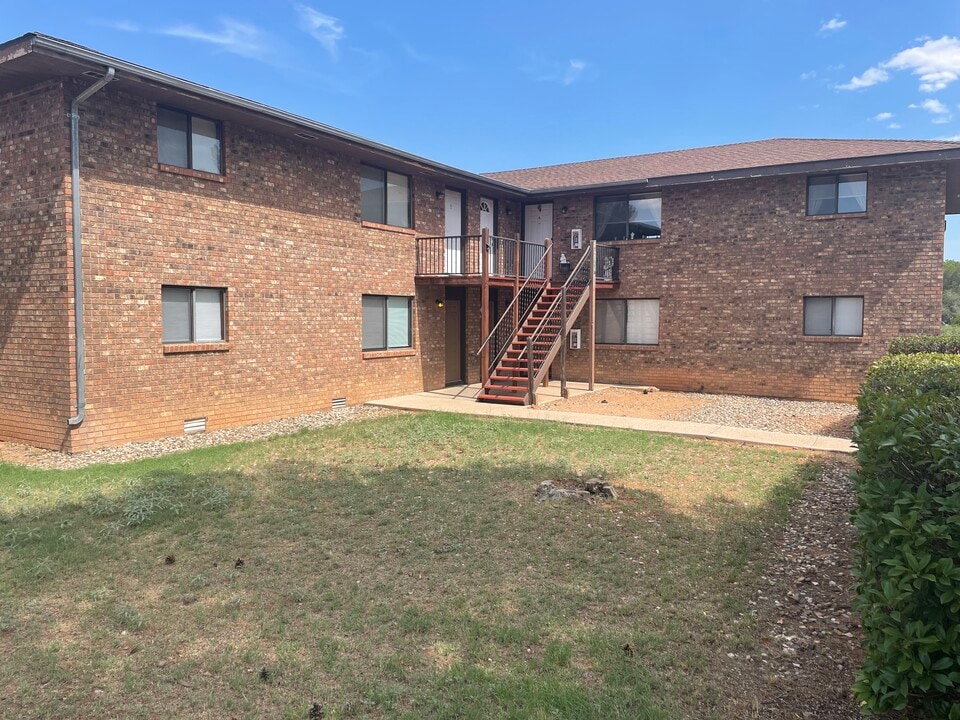 2495 S Mountain View Dr, Unit #1 in Cottonwood, AZ - Foto de edificio