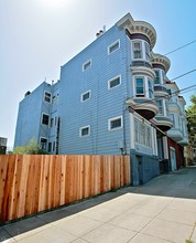 115-121 Henry St in San Francisco, CA - Building Photo - Building Photo