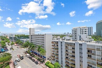 1345 Lincoln Rd, Unit 1105 in Miami Beach, FL - Building Photo - Building Photo