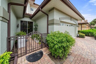 8406 Miramar Way in Lakewood Ranch, FL - Building Photo - Building Photo