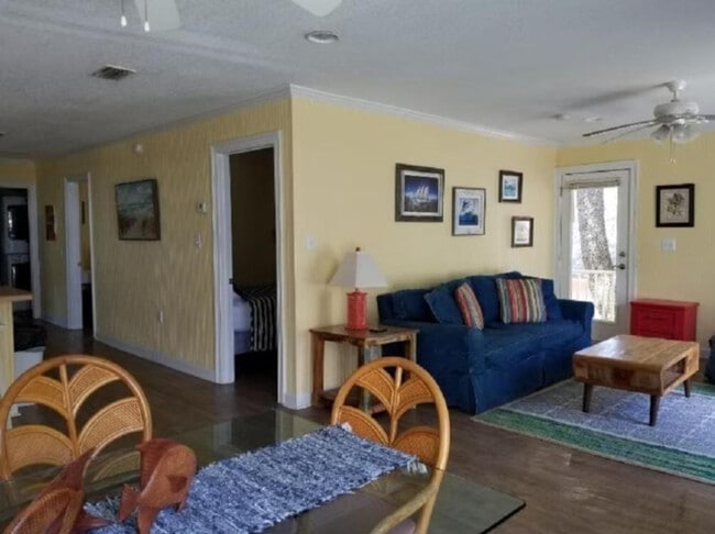 1748 Malone Ln in Gulf Shores, AL - Building Photo - Building Photo