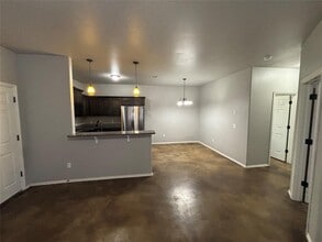 1852 Cypress Ln in El Reno, OK - Building Photo - Building Photo