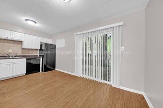 696 Hobbs Dr in Memphis, TN - Building Photo - Building Photo