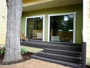 3603 Griffith St in Austin, TX - Foto de edificio - Building Photo