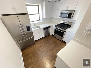 5 AVENUE in New York, NY - Building Photo - Building Photo