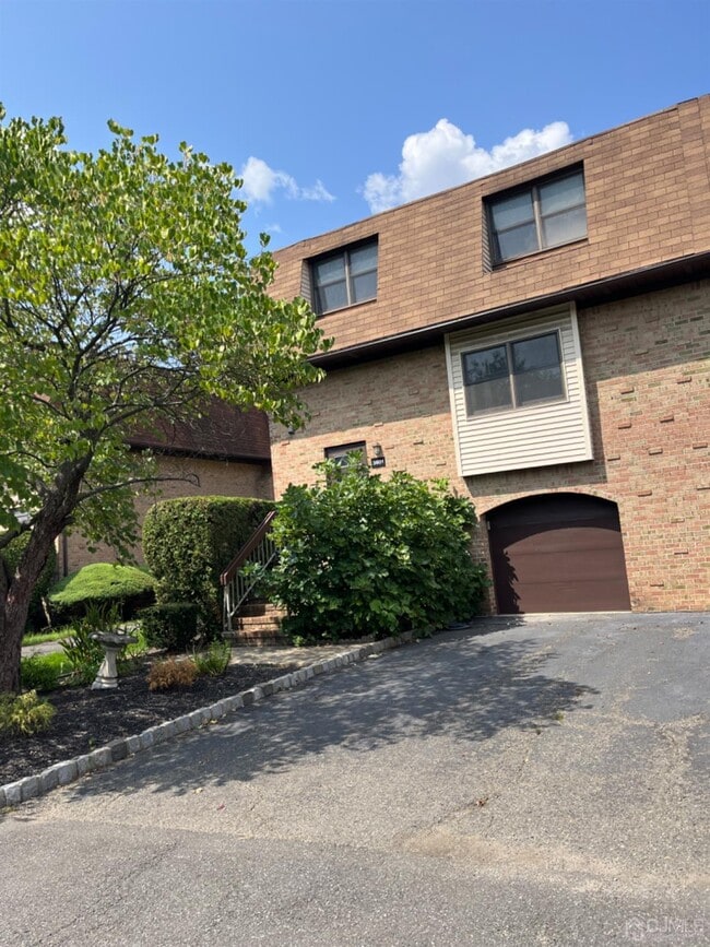 property at 3601 N Oaks Blvd