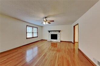 1339 Wood Park Dr NW in Kennesaw, GA - Building Photo - Building Photo