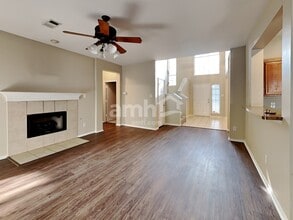 3841 Chimney Rock Dr in Denton, TX - Building Photo - Building Photo