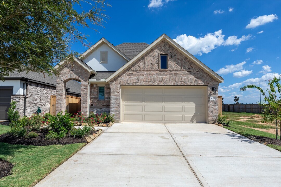 231 Twilight Mdw Wy in Richmond, TX - Building Photo