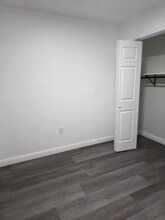 222 Cross St, Unit 222 cross street in Central Falls, RI - Foto de edificio - Building Photo