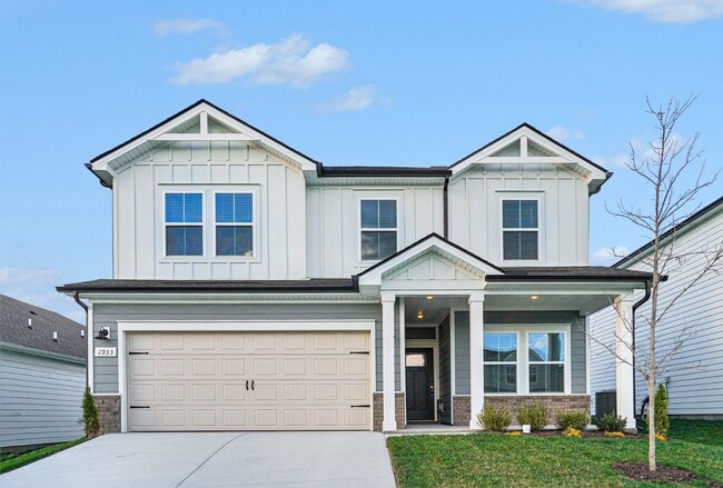 1933 Mahala Dr in Hermitage, TN - Building Photo - Building Photo