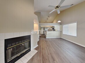 4741 Common View Cir in Indianapolis, IN - Building Photo - Building Photo