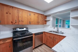 715 Camilla Dr in Shreveport, LA - Building Photo - Building Photo