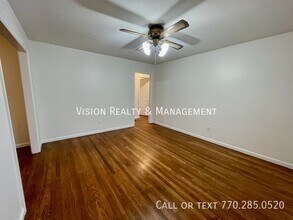 6328 Oakview Ln in Lithia Springs, GA - Building Photo - Building Photo