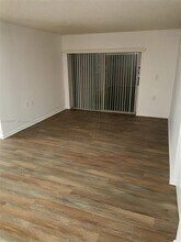 1141 Lake Victoria Dr in Royal Palm Beach, FL - Building Photo - Building Photo