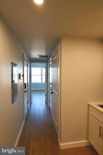 3908 Fairmount Ave, Unit 236 in Philadelphia, PA - Building Photo - Building Photo