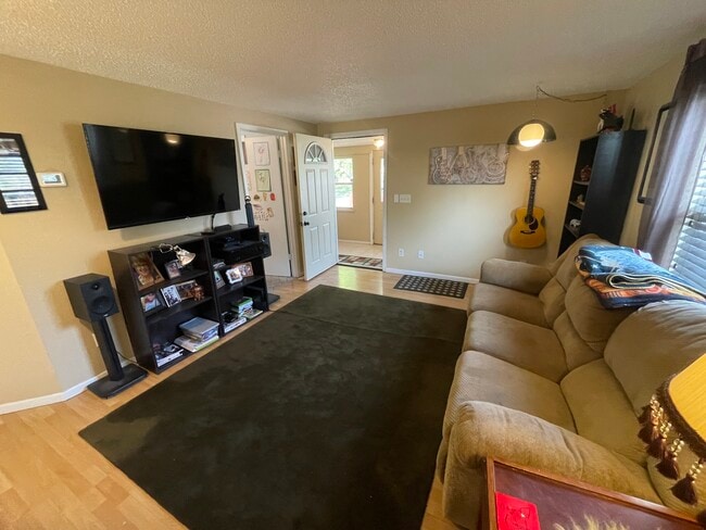 322 S 10th St in Bismarck, ND - Building Photo - Building Photo