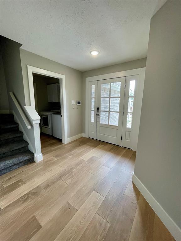 709 Regency Ct in Friendswood, TX - Building Photo - Building Photo