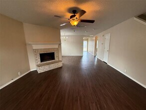 135 Quail Run Dr in Seagoville, TX - Building Photo - Building Photo