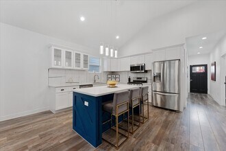 4547 Newberry St in Houston, TX - Building Photo - Building Photo