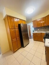 1072 E 85th St in Brooklyn, NY - Building Photo - Building Photo