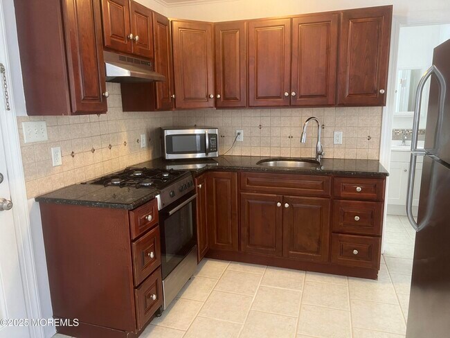 205 Sampson Ave in Seaside Heights, NJ - Building Photo - Building Photo