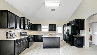 1133 Tailwater Cv in Leander, TX - Building Photo - Building Photo