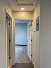 9 N Maryland Ave in Port Washington, NY - Building Photo - Building Photo