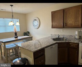 2701 Gull Way-Unit -2 in Ocean City, MD - Foto de edificio - Building Photo