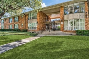 8518 Baltimore Dr in Dallas, TX - Building Photo