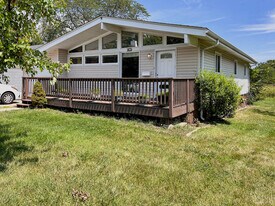 5639 Main St in Downers Grove, IL - Building Photo