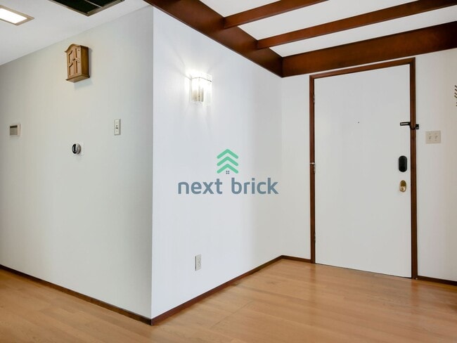 17128 NE 23rd Pl in Bellevue, WA - Building Photo - Building Photo