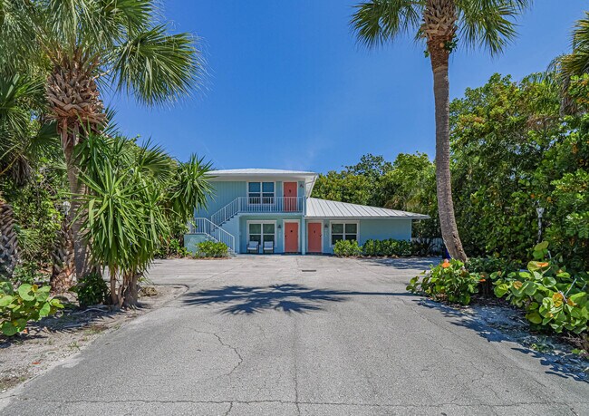 925 Coquina Ln in Vero Beach, FL - Building Photo - Building Photo