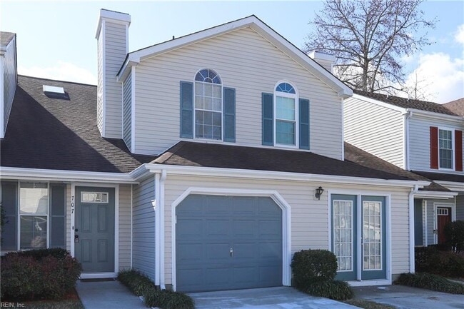 property at 707 Aylesbury Dr