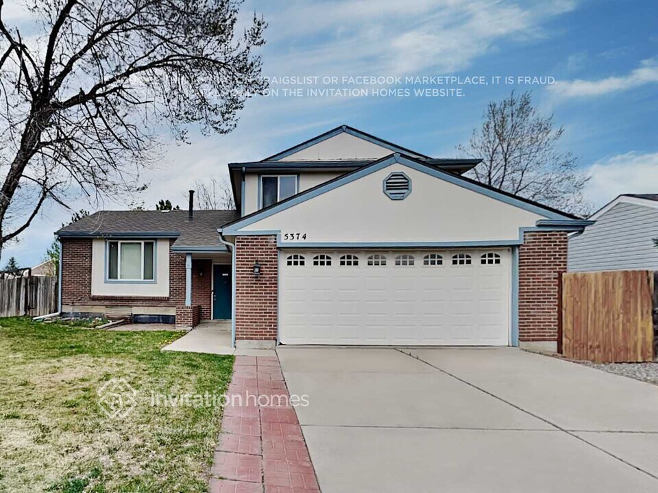 5374 S Telluride Way in Centennial, CO - Building Photo
