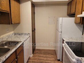 3550 S Harlan St in Lakewood, CO - Building Photo - Building Photo