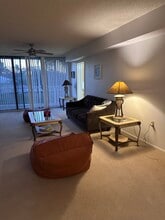 2621 Village Blvd, Unit Whitehall in West Palm Beach, FL - Building Photo - Building Photo