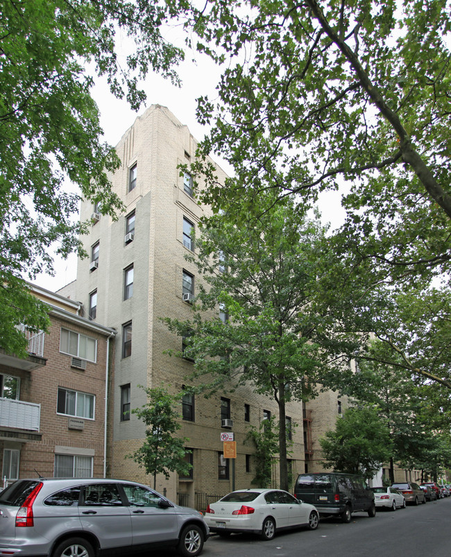 1599 W 10th St in Brooklyn, NY - Building Photo - Building Photo