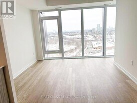 1 Quarrington Lane in North York, ON - Building Photo