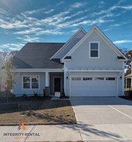 1143 Links Crossing Dr in Monroe, NC - Building Photo