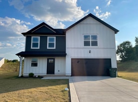 1206 Addler Dr in Springfield, TN - Building Photo