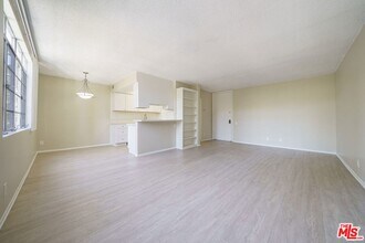 456 S Harvard Blvd in Los Angeles, CA - Building Photo - Building Photo