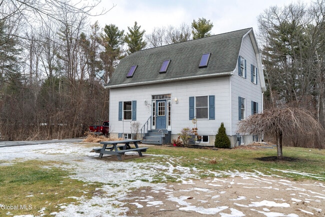 property at 4 Easy St