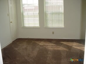 111 Monterrey Dr in Victoria, TX - Building Photo - Building Photo