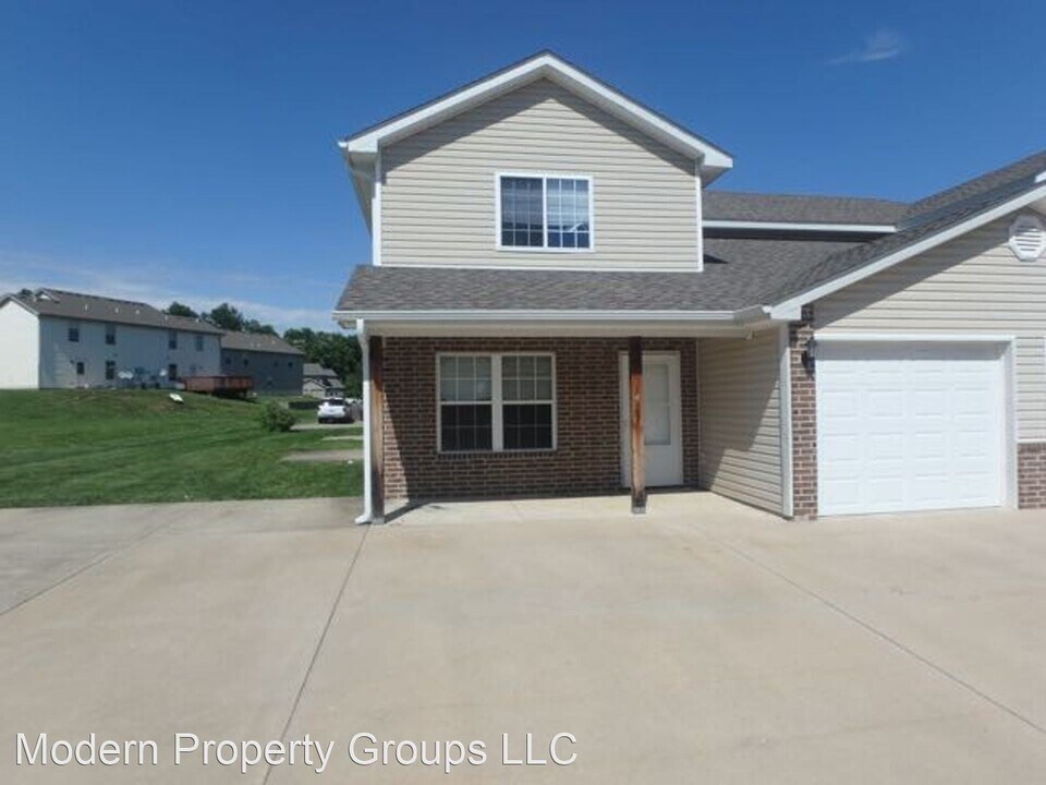 1425 Bodie Dr in Columbia, MO - Building Photo