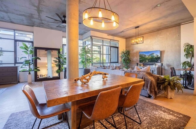 1050 Island Ave, Unit 404 in San Diego, CA - Building Photo - Building Photo