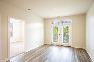 288 Lofts in Midlothian, VA - Building Photo - Interior Photo